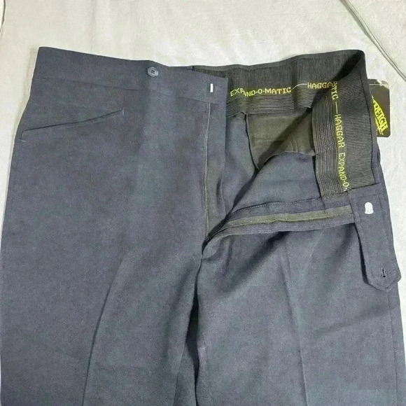 Haggar MAGIC STRETCH Dress Pant Men's Size 38x32 Navy Blue Career Casual NWT - Picture 1 of 9